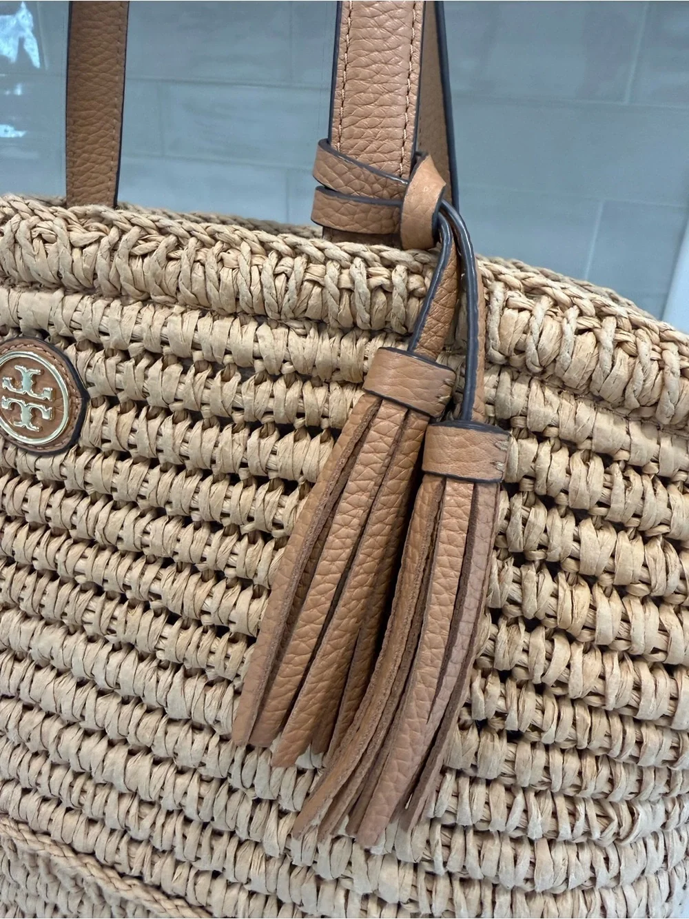 Tory Burch Woven Raffia Tote bag with Leather Tassel Trim in Tan